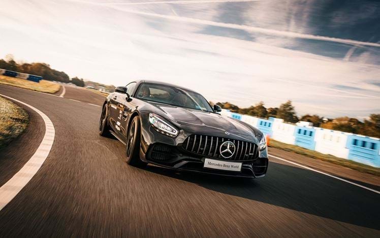 WonderDays: Master the Mercedes-AMG GT
