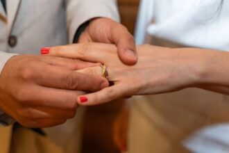 emerald cut engagement rings